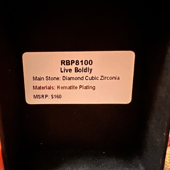 Luxe Bomb party rings 2024 - Picture 2 of 5